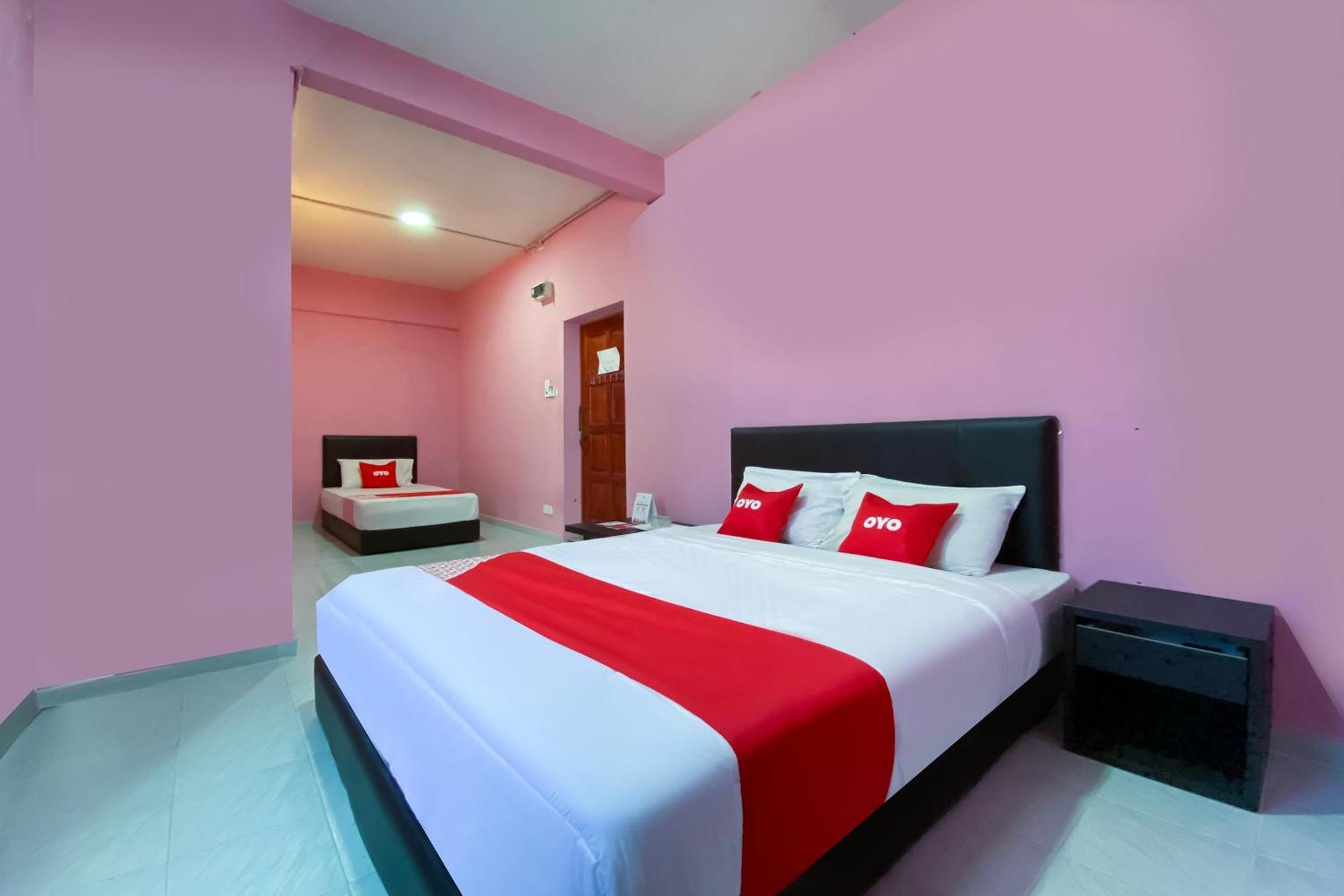 Coop Hotel Kangar Exterior foto