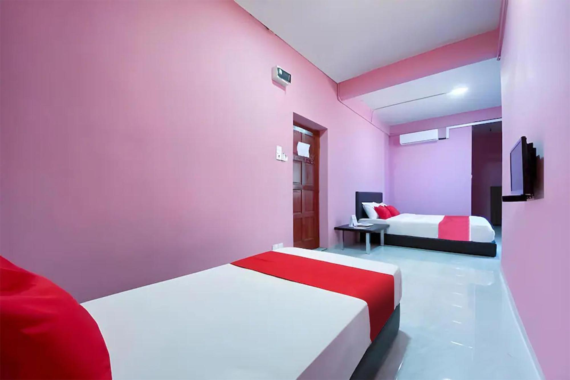Coop Hotel Kangar Exterior foto